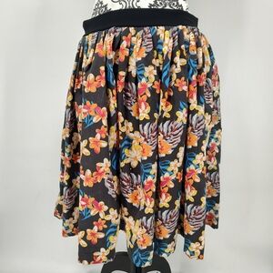 Handmade Floral Dark Gray Skirt Size Medium